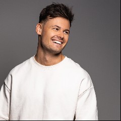 Mike Williams, Eirik Naess