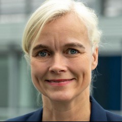 Frau