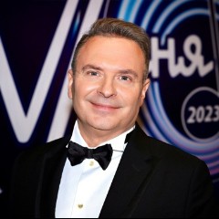 АЛЕКСАНДР ДОБРОНРАВОВ