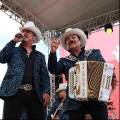 Los Invasores de Nuevo León