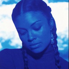 Amel Larrieux