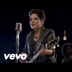 Vicci Martinez feat. CeeLo Green