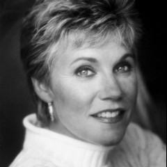 ANNE MURRY