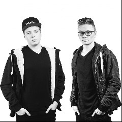 Tom & Dexx