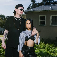 Becky G & Peso Pluma