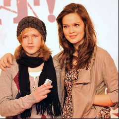 Rock It feat. Emilia Schüle