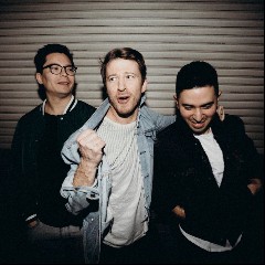 Tenth Avenue North feat. The Young Escape