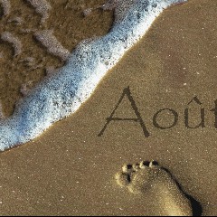 - Août