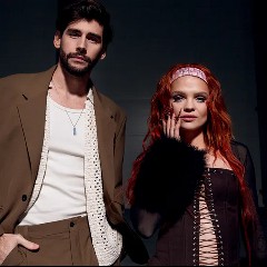 Margaret & Álvaro Soler
