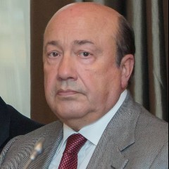 ИГОРЬ ИВАНОВ