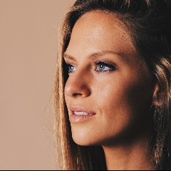 Nora en Pure