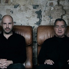 Schiller & Jaki Liebezeit
