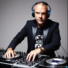 DJ Fox