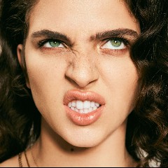 Mae Muller