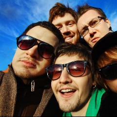 Белки На Акации