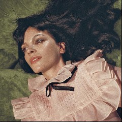 Lily Allen & Specialist Moss