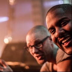 Frontliner & John Harris