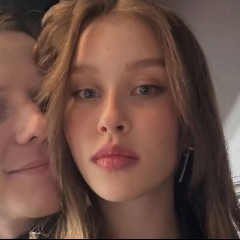 Ваня Дмитриенко, Аня Пересильд