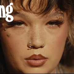 Sie hören Lola Young