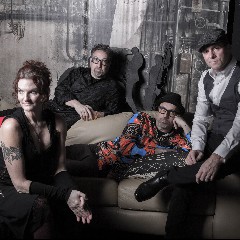 Jennifer Tefft & The Strange