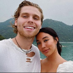 5 Seconds of Summer feat. Sierra Deaton