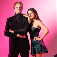 Toby Gad x Victoria Justice