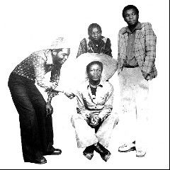 Mike Nyoni & Born Free