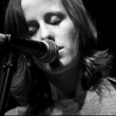 Sera Cahoone