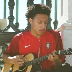 Gui Aly