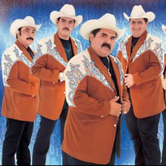 Salomón Robles y Sus Legendarios