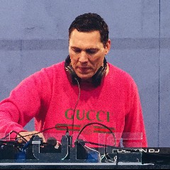 WEST, Tiësto