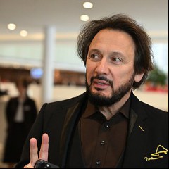 ﻿СТАС МИХАЙЛОВ