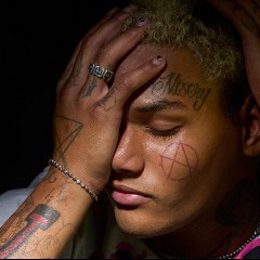EKKSTACY feat. Trippie Redd