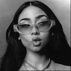 Paloma Mami