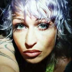 Zoomin' feat. Fay Sephirah