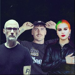 Luude and Issey Cross ftg. Moby