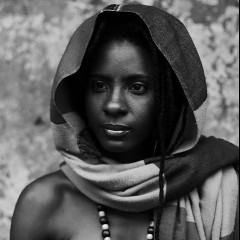 Jah9