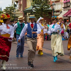 Main Street USA Welcomes Summertime