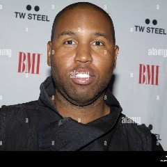 Claude Kelly