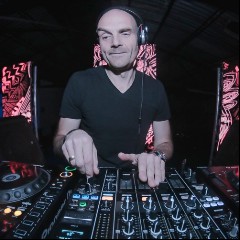 Martin Eyerer feat. Ruede Hagelstein