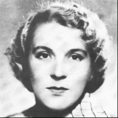 Evelyne Dubourg