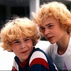 ПРИКЛЮЧЕНИЯ ЭЛЕКТРОНИКОВ