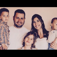 Manu Negrea