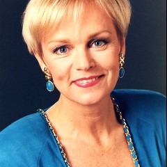 Katri Helena