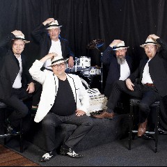 Tanssiorkesteri Pekkaniskan pojat