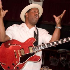 Saron Crenshaw