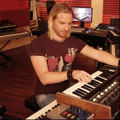 Roberto de Carlo feat. Colin Corvez