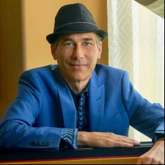 Gregg Karukas