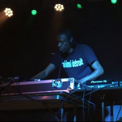 Terrence Dixon