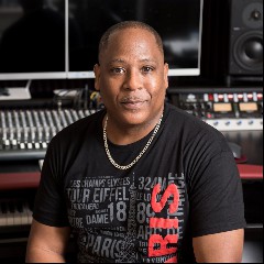Tony G Turner